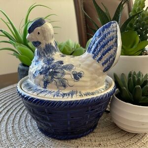 Vintage Crabtree & Evelyn Blue and White Hen on Nest/Basket